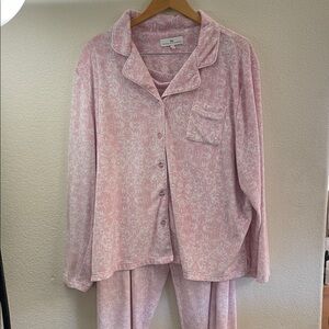 Karen Neuburger Pink White floral fleece soft Pajama Set cozy feminine 2X